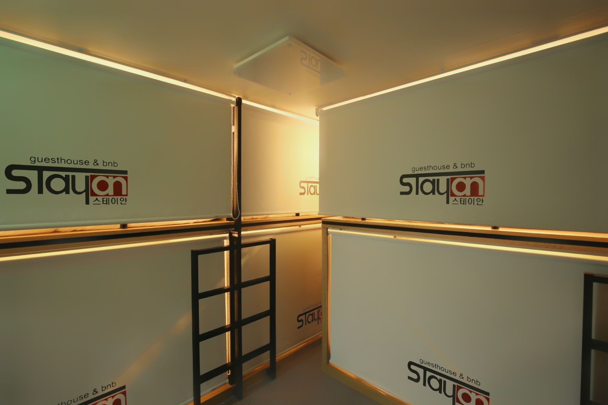 בוסאן Stayan Guesthouse And Bnb מראה חיצוני תמונה